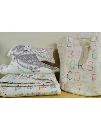 coussin-oiseau-alphabet-petit-pehr.jpg