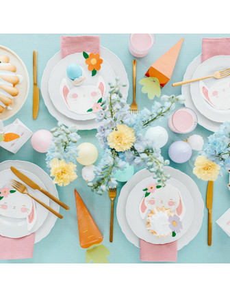 6-boites-a-cadeaux-carottes-meri-meri-paques-theme-lapin-deco-table