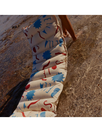 matelas-gonflable-vintage-bleu-sunnylife
