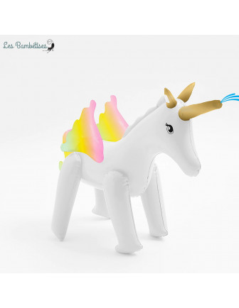 bouee-geante-licorne-arroseuse-sunnylife