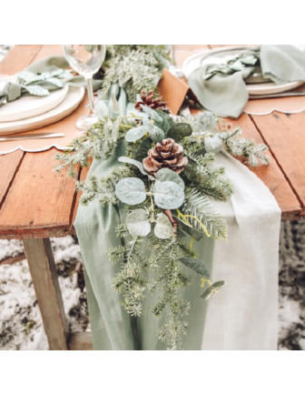 chemin-de-table-mousseline-coton-vert-sauge-deco-table-champetre