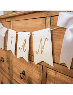 guirlande-1-an-blanc-avec-2-noeuds-en-satin-decoration-anniversaire-1-an