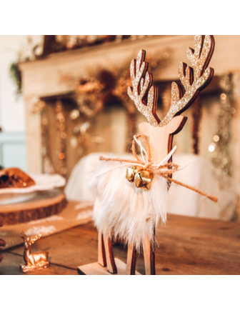 cerf-en-bois-fourrure-blanche-grelot-or-decoration-noel