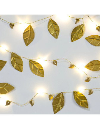 guirlande-lumineuse-led-feuilles-metal-or