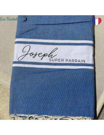 fouta-de-plage-personnalisee-bleu-cadeau-parrain