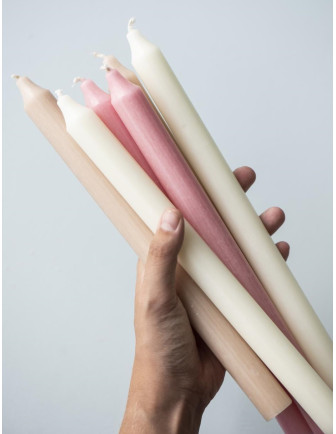 2-bougies-rose-clair-longues-22-x-2-2-cm-deco-bapteme-fille