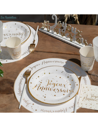 20-petites-serviettes-joyeux-anniversaire-dore-deco-table-anniversaire