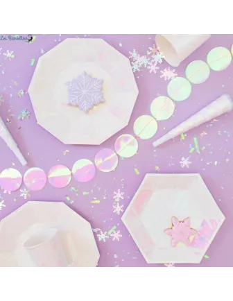 8-petites-assiettes-irisees-flocons-de-neige-anniversaire-reine-des-neiges