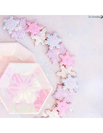 8-petites-assiettes-irisees-flocons-de-neige-deco-table-anniversaire-fille