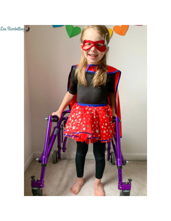 deguisement-super-heros-fille-rouge-cape-masque-tutu-cadeau-anniversaire-fille-original