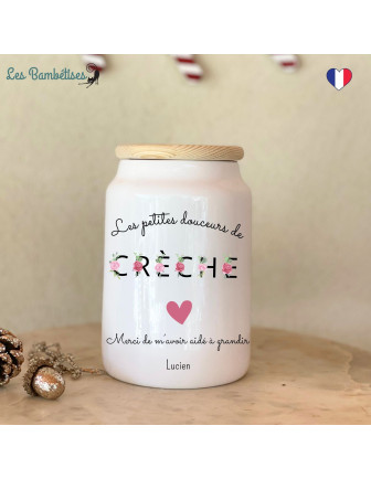 pot-a-biscuits-creche-personnalise-lettres-fleuries-cadeau-creche-noel