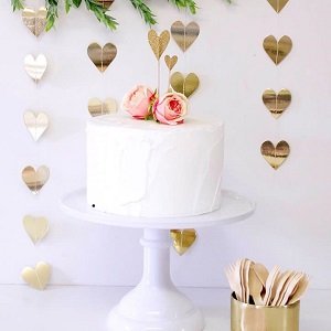 decoration-gateau-anniversaire-fille-piques-gateaux-presentoir-gateau