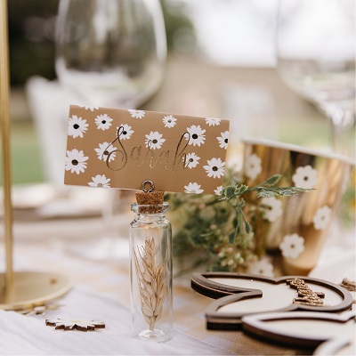 anniversaire-theme-fleur-marque-place-marguerites